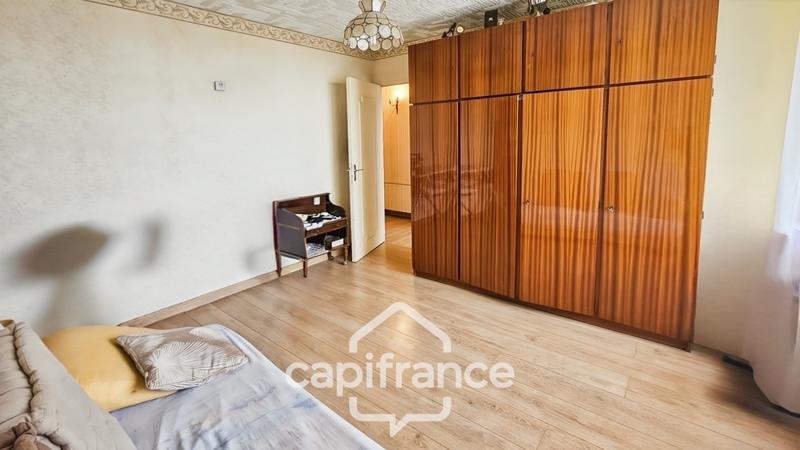 Maison - 96 m² - 5 pièces