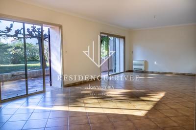 Maison - 141 m² - 5 pièces