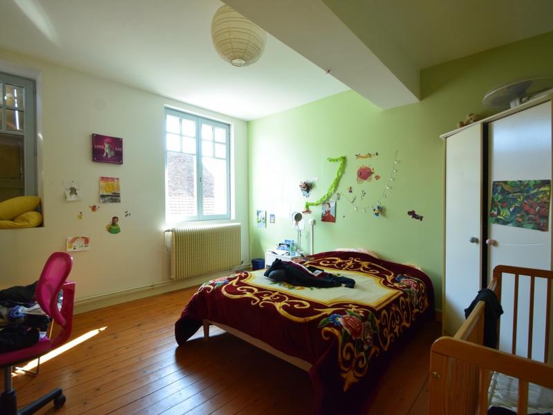 Maison - 200 m² - 5 pièces