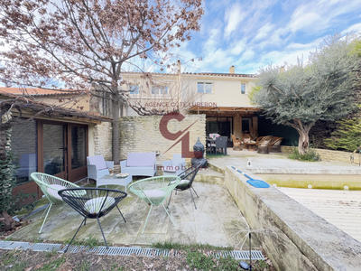 Maison - 100 m² - 5 pièces