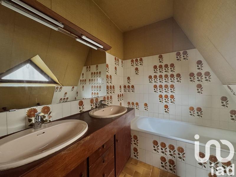 Maison - 179 m² - 7 pièces