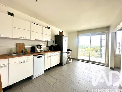 Appartement - 77 m² - 4 pièces