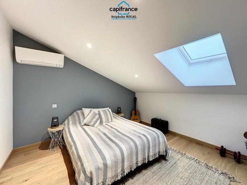 Propriété - 229 m² - 7 pièces