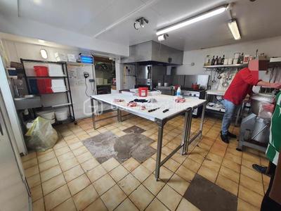 Maison - 145 m² - 6 pièces