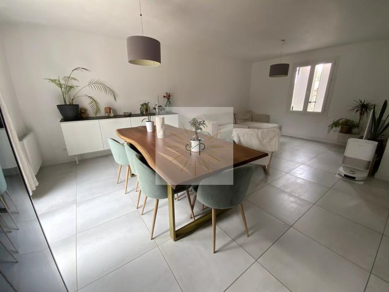 Maison - 91 m² - 4 pièces