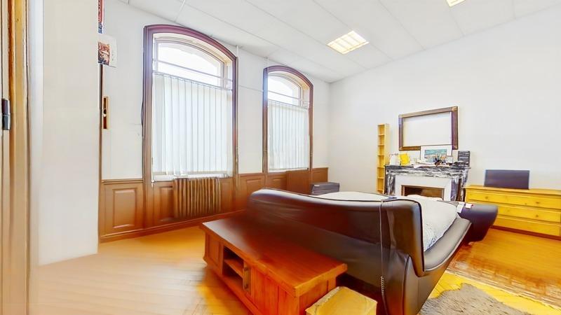 Appartement bourgeois - 137 m² - 3 pièces