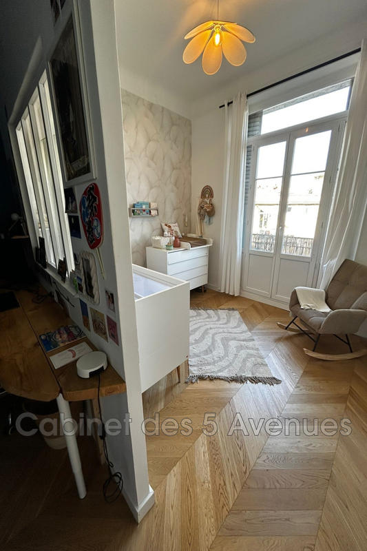 Appartement - 90 m² - 4 pièces