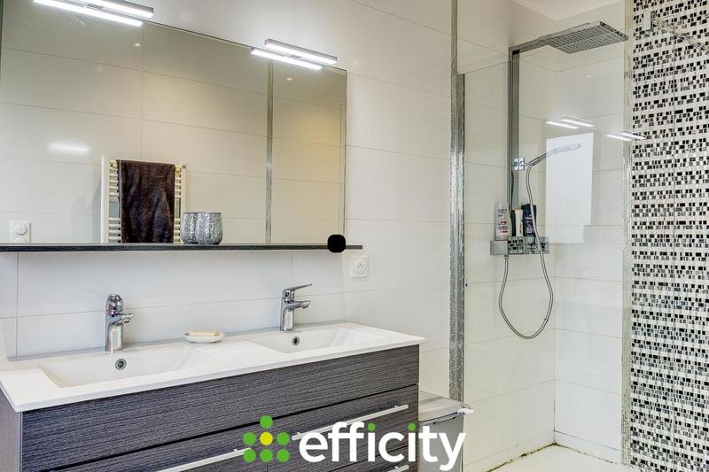 Villa - 150 m² - 6 pièces