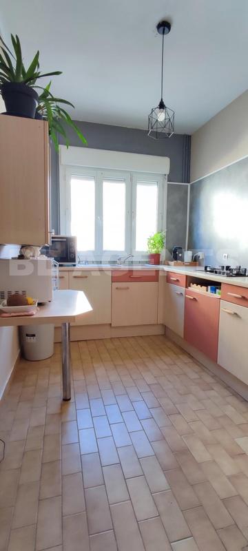 Maison - 110 m² - 4 pièces