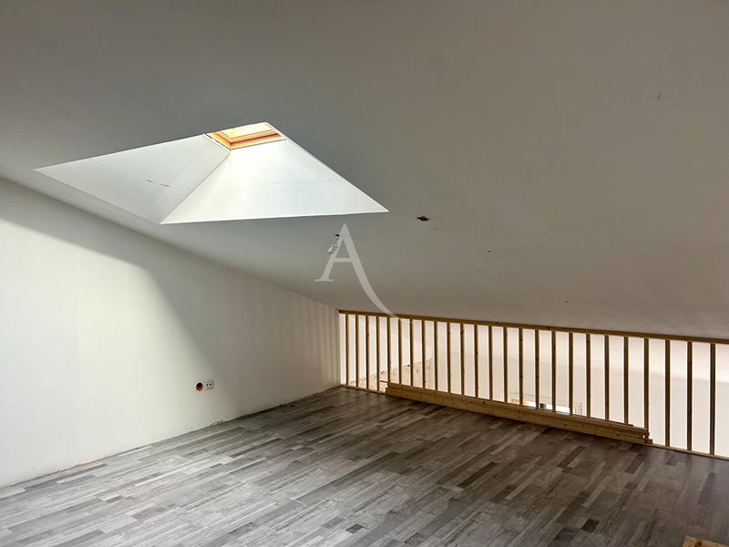 Maison - 105 m² - 4 pièces