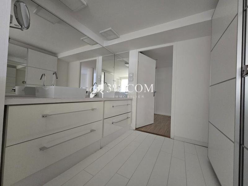 Maison - 170 m² - 4 pièces