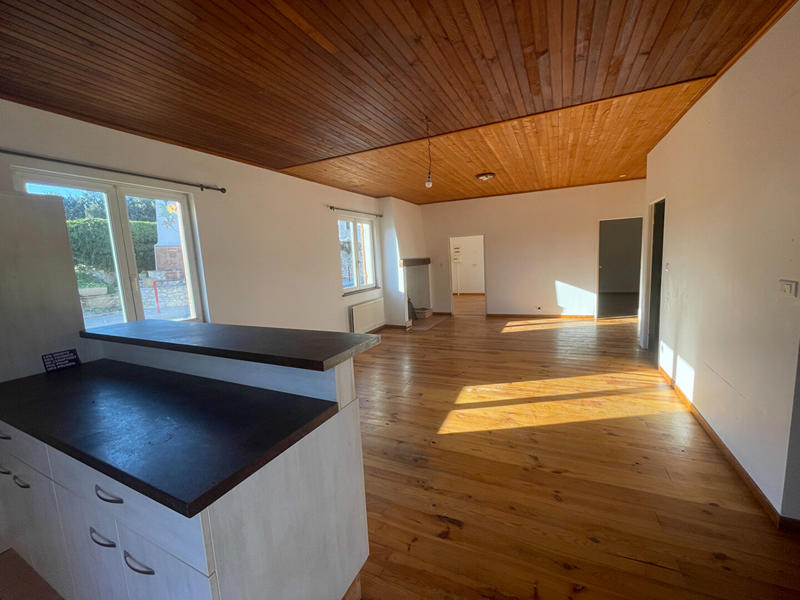 Maison - 92 m² - 4 pièces