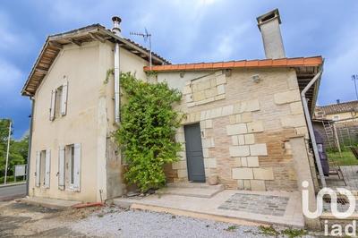 Maison de village - 255 m² - 5 pièces