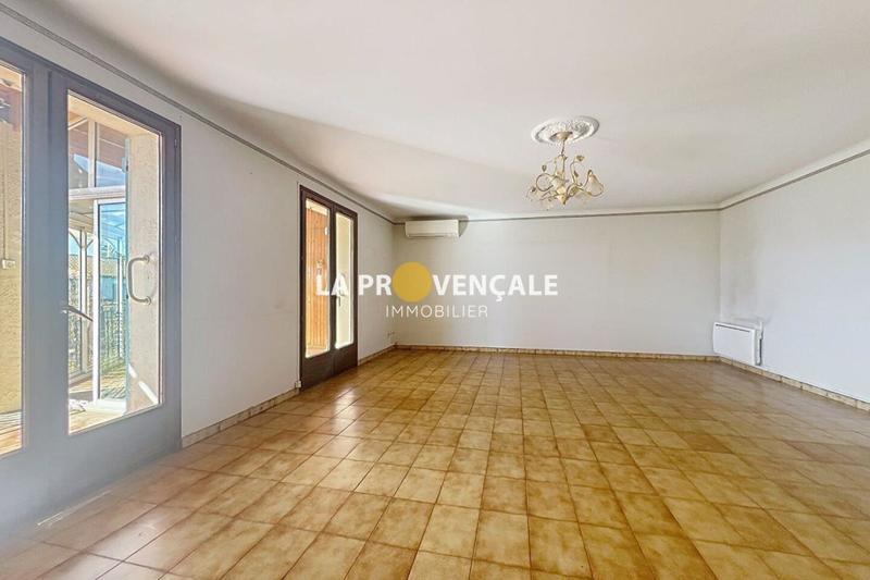 Maison - 99 m² - 4 pièces
