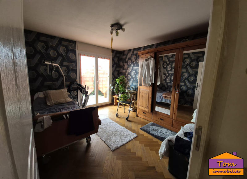 Maison traditionnelle - 98 m² - 4 pièces