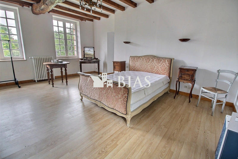 Maison ancienne - 223 m² - 8 pièces