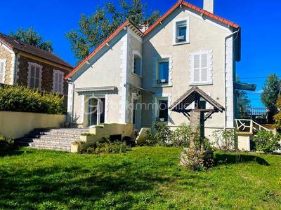 Maison ancienne - 240 m² - 9 pièces