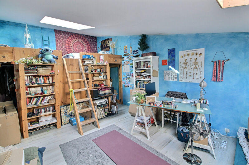 Maison - 150 m² - 8 pièces