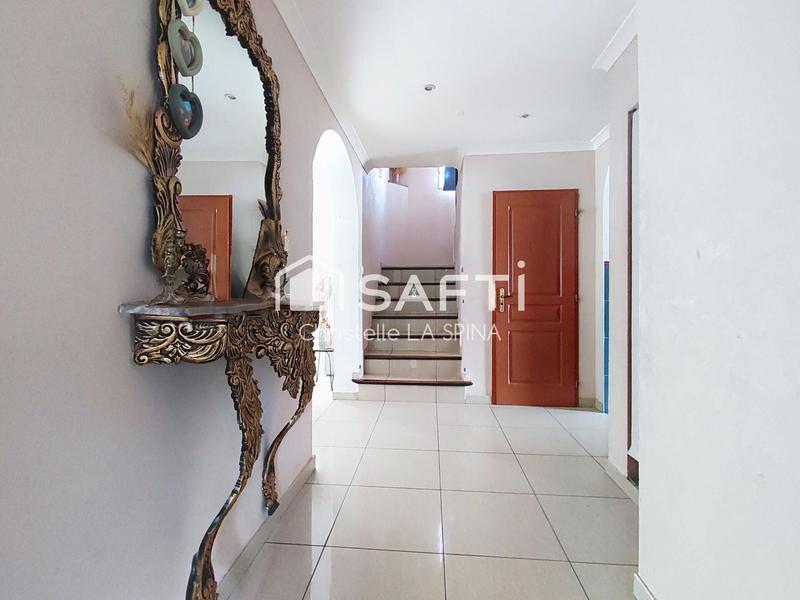 Maison - 170 m² - 6 pièces