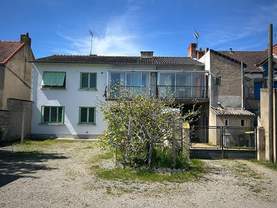 Maison - 175 m² - 7 pièces