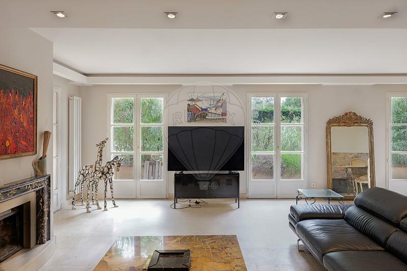 Maison - 197 m² - 6 pièces