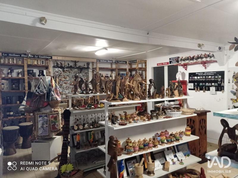 Local commercial - 311 m²