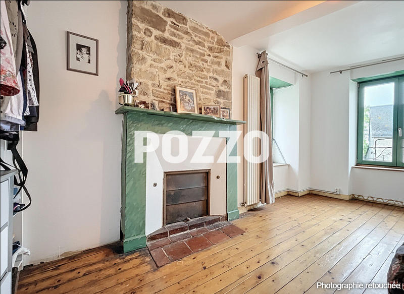 Maison - 180 m² - 9 pièces