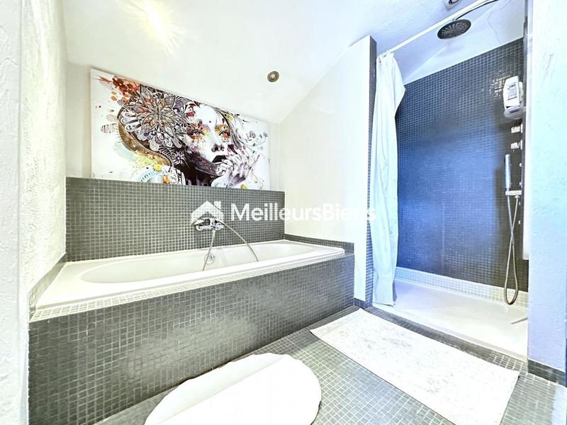 Duplex - 138 m² - 6 pièces