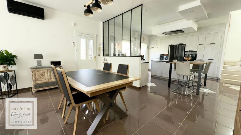 Loft - 149 m² - 7 pièces