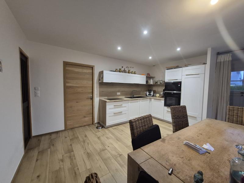 Maison - 167 m² - 9 pièces