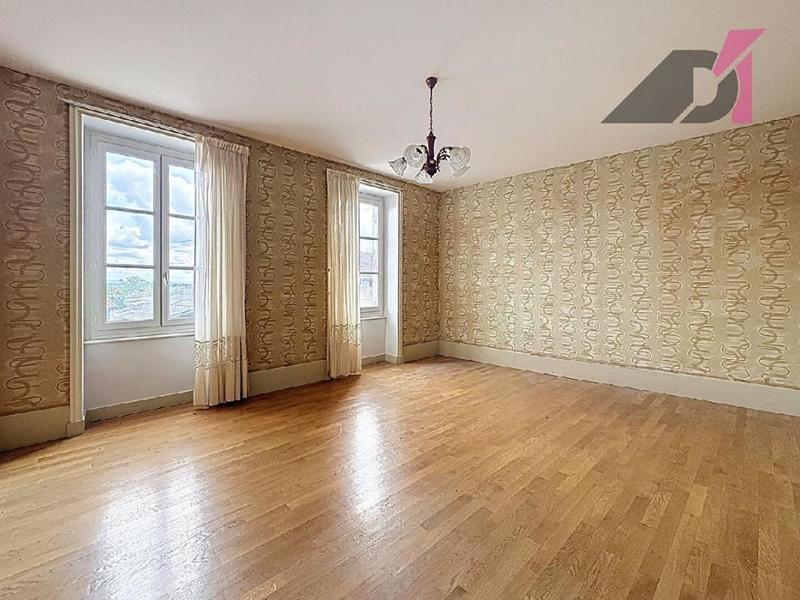 Maison - 183 m² - 6 pièces