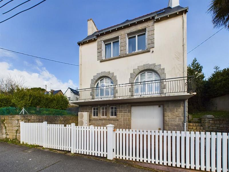 Maison - 128 m² - 7 pièces