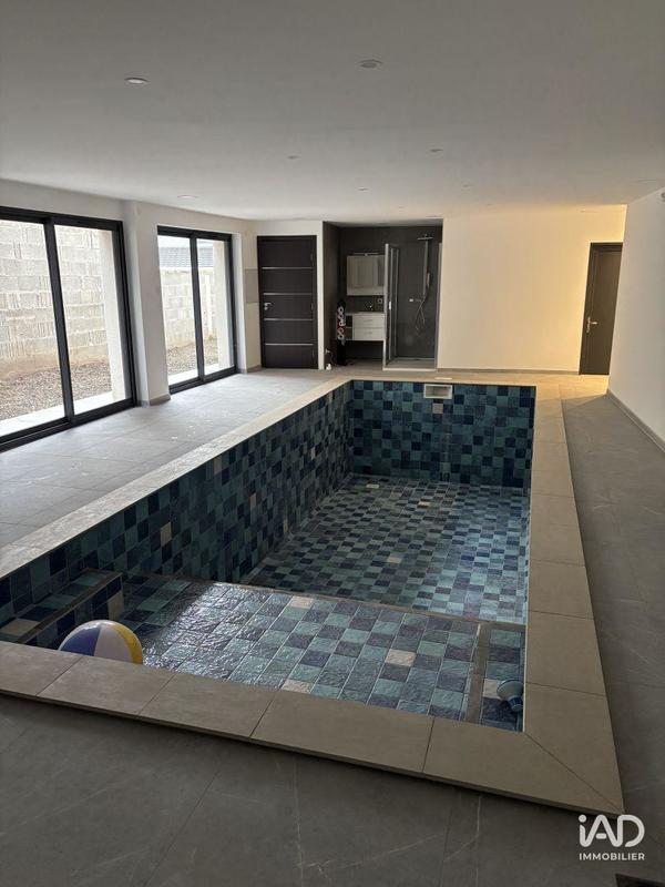 Maison - 133 m² - 6 pièces