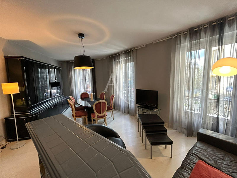 Appartement - 67 m² - 3 pièces