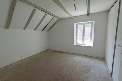 Appartement - 140 m² - 3 pièces