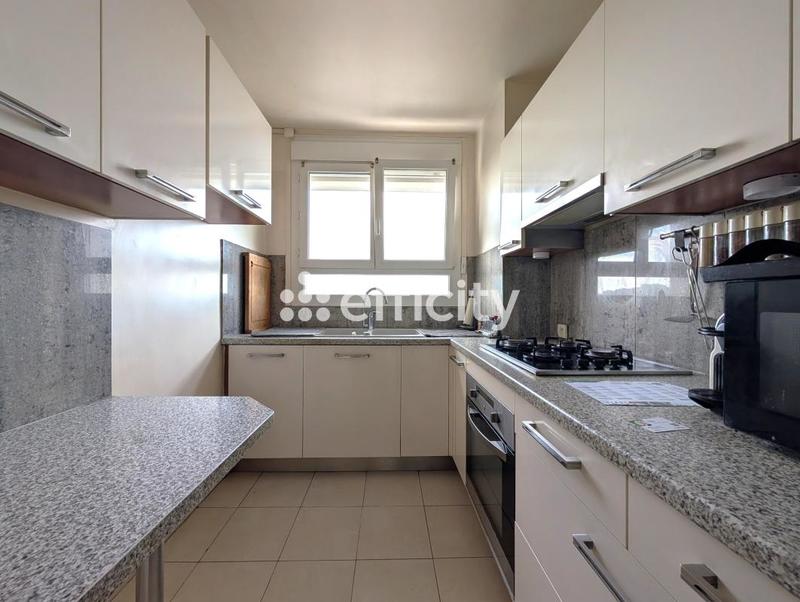 Appartement - 60 m² - 3 pièces