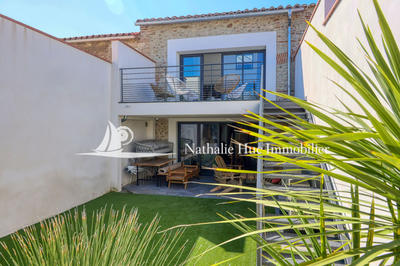 Maison - 263 m² - 5 pièces