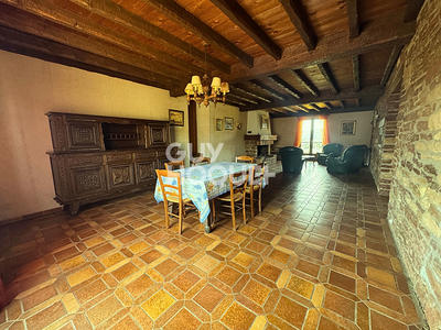 Maison - 263 m² - 6 pièces