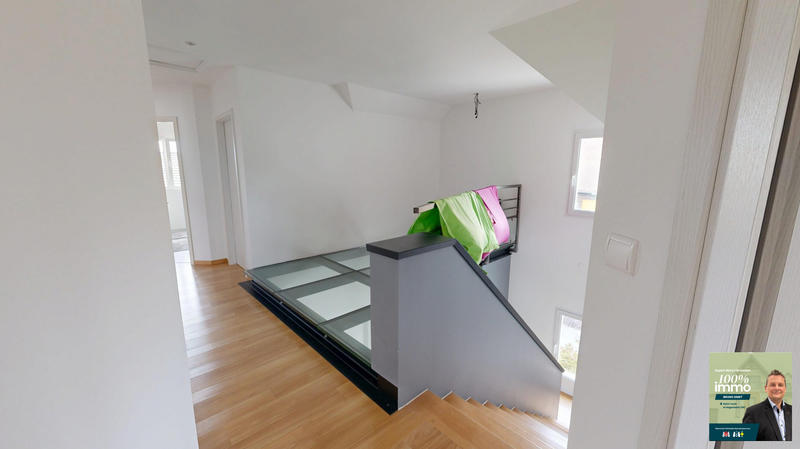 Maison - 186 m² - 6 pièces