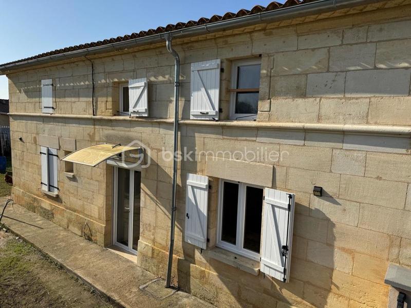 Maison en pierre - 90 m² - 5 pièces