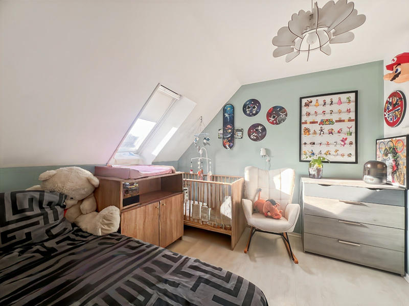 Maison - 95 m² - 5 pièces