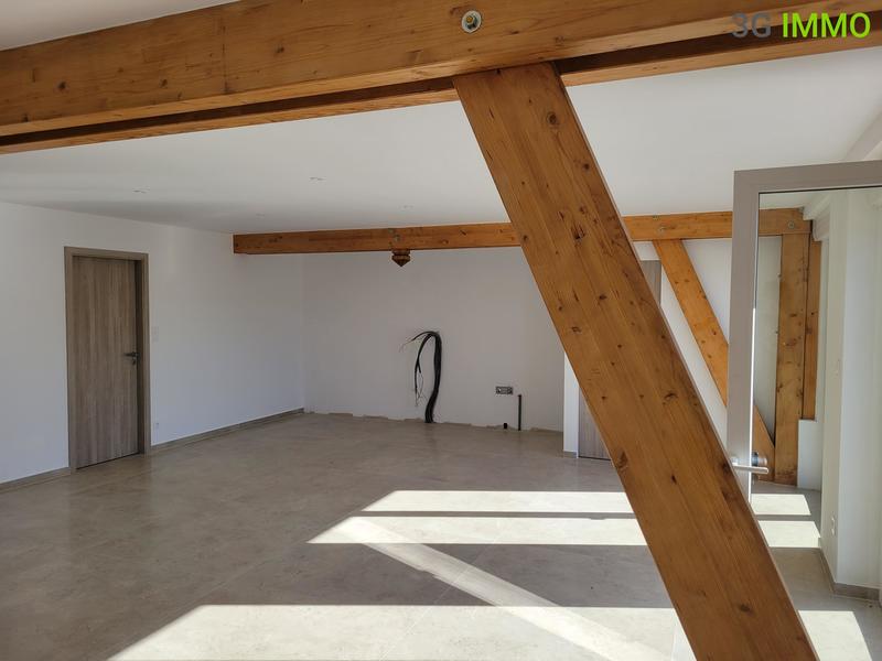 Appartement - 100 m² - 4 pièces