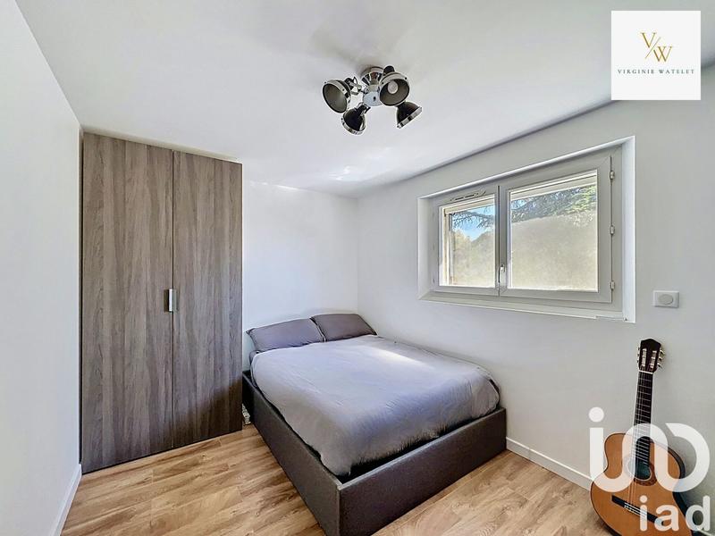 Maison - 222 m² - 7 pièces