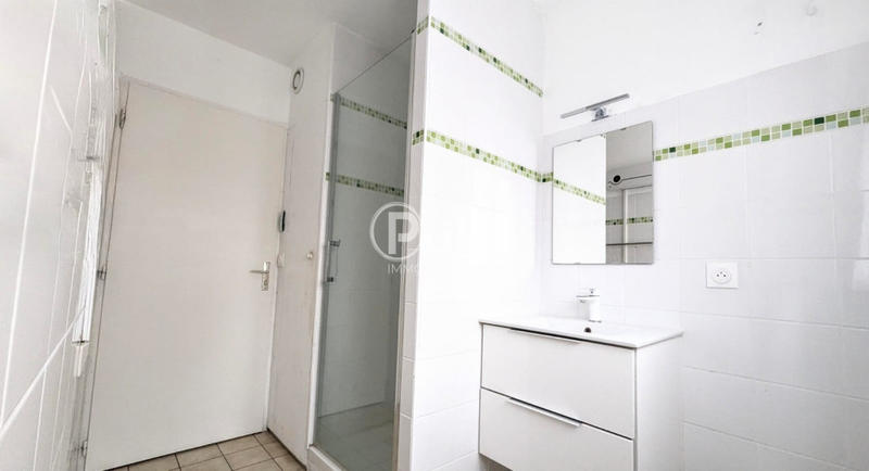 Appartement - 61 m² - 2 pièces