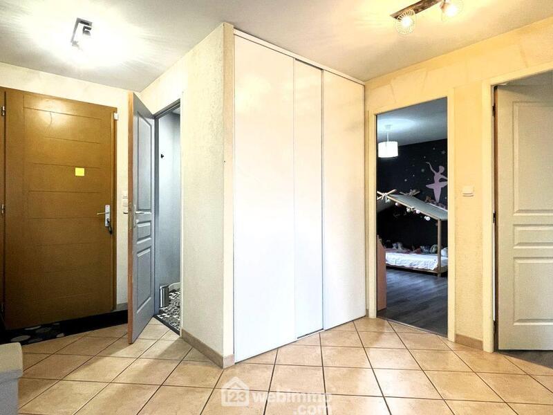 Maison - 94 m² - 4 pièces