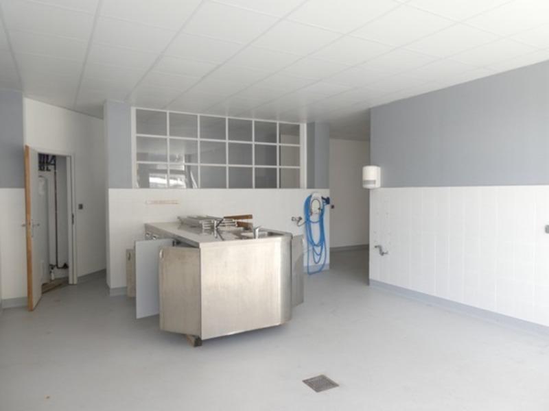 Local d'activité / Entrepôt - 130 m² - 4 pièces