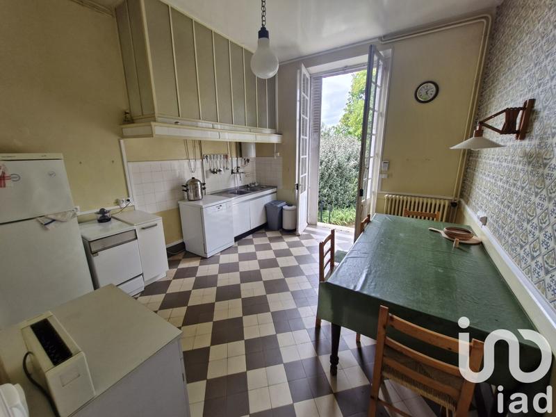 Maison - 350 m² - 13 pièces