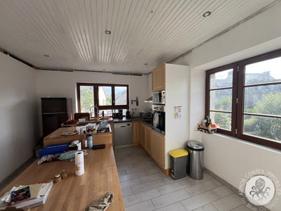 Maison - 134 m² - 10 pièces