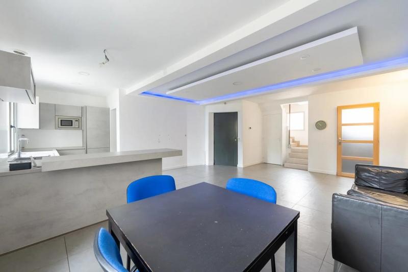 Maison de ville - 120 m² - 5 pièces