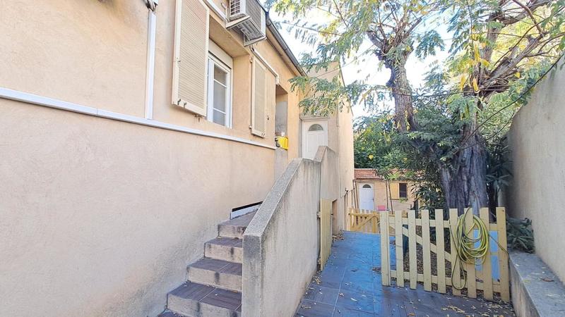 Maison - 224 m² - 8 pièces